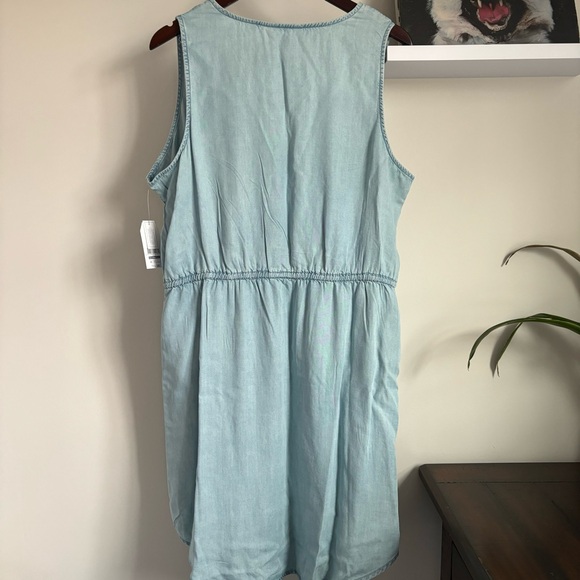 • NWT! Denim Tie Waist Dress • - Picture 9 of 11